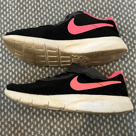 Nike Sneakers - Picture 8 of 11